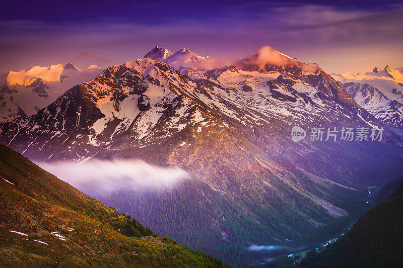 Alpine landscape:魔鬼和Piz Bernina - Engadine - Switzerland